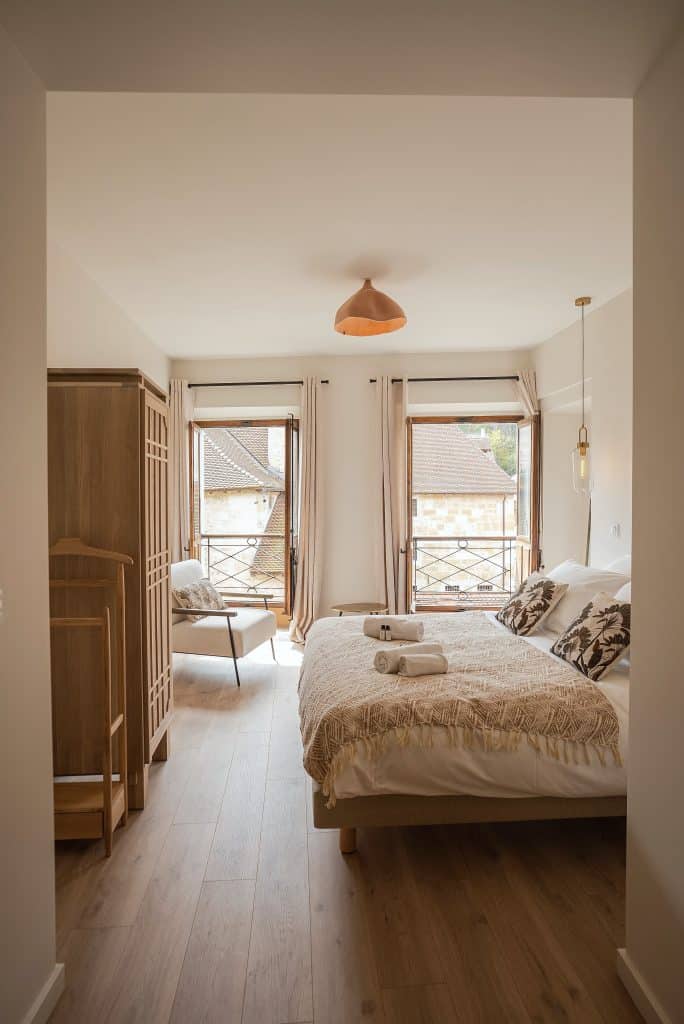 chambre japandi après rénovation par architecte d'intérieur Bomea Annecy