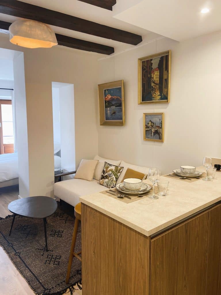 renovation d'un studio par décoratrice d'interieur bomea Annecy
