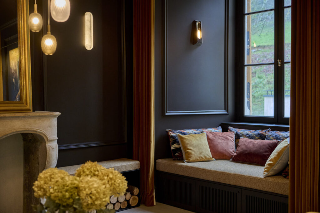 amenagement et décoration d'intérieur d'un chateau dans l'Ain