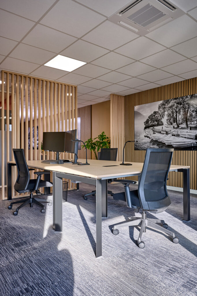 Amenagement et décoration de bureaux à Anney par Bomea